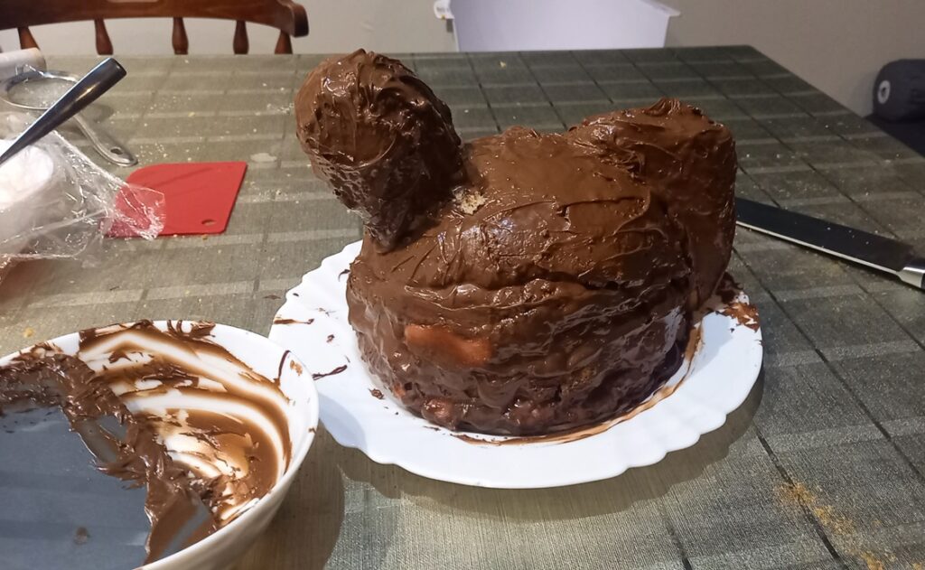 Csirke szülinapi torta, palacsintatorta elkészítése